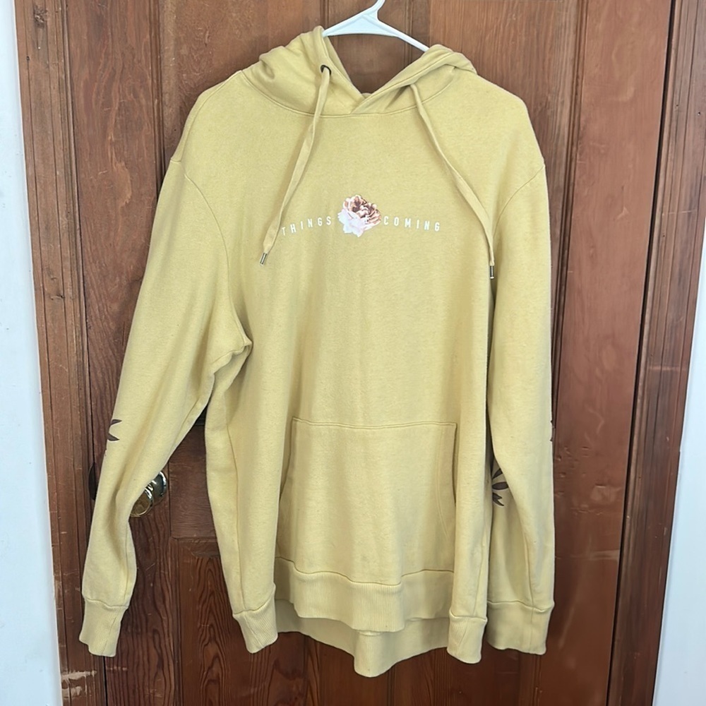 No Boundaries Yellow Beauty Sweatshirt with Hood Size Large